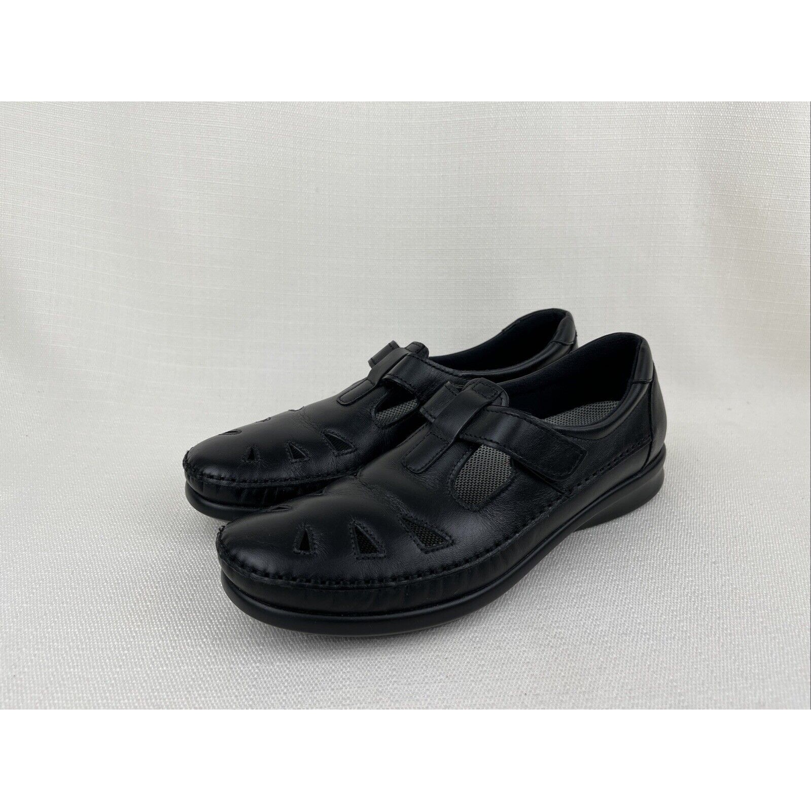 Sas Roamer Slip On Loafers Womens Size 8.5 Slim Black Tripad Comfort Shoes
